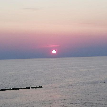 La Terrazza Di Nerone Anzio Exterior foto