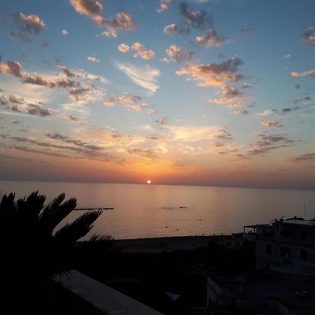 La Terrazza Di Nerone Anzio Exterior foto