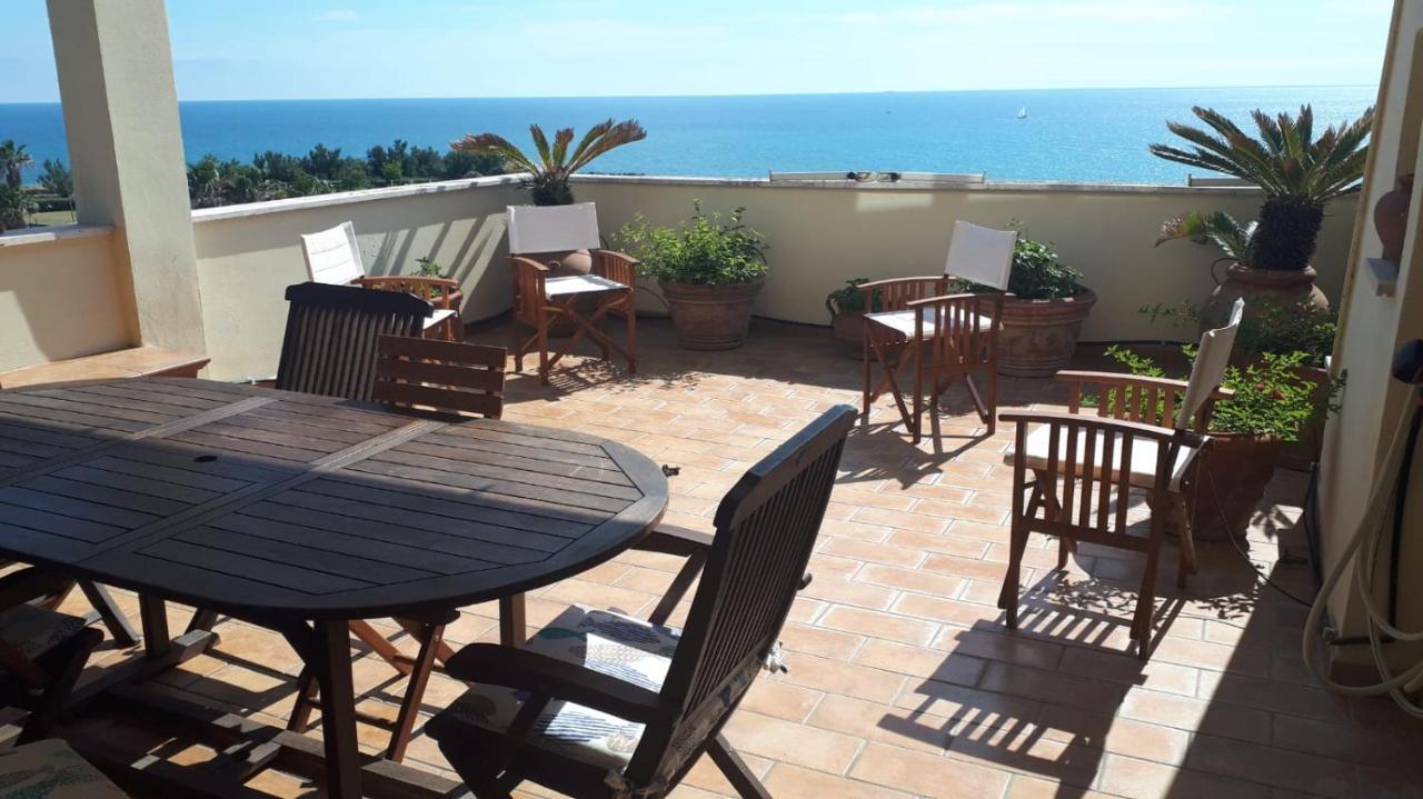 La Terrazza Di Nerone Anzio Exterior foto