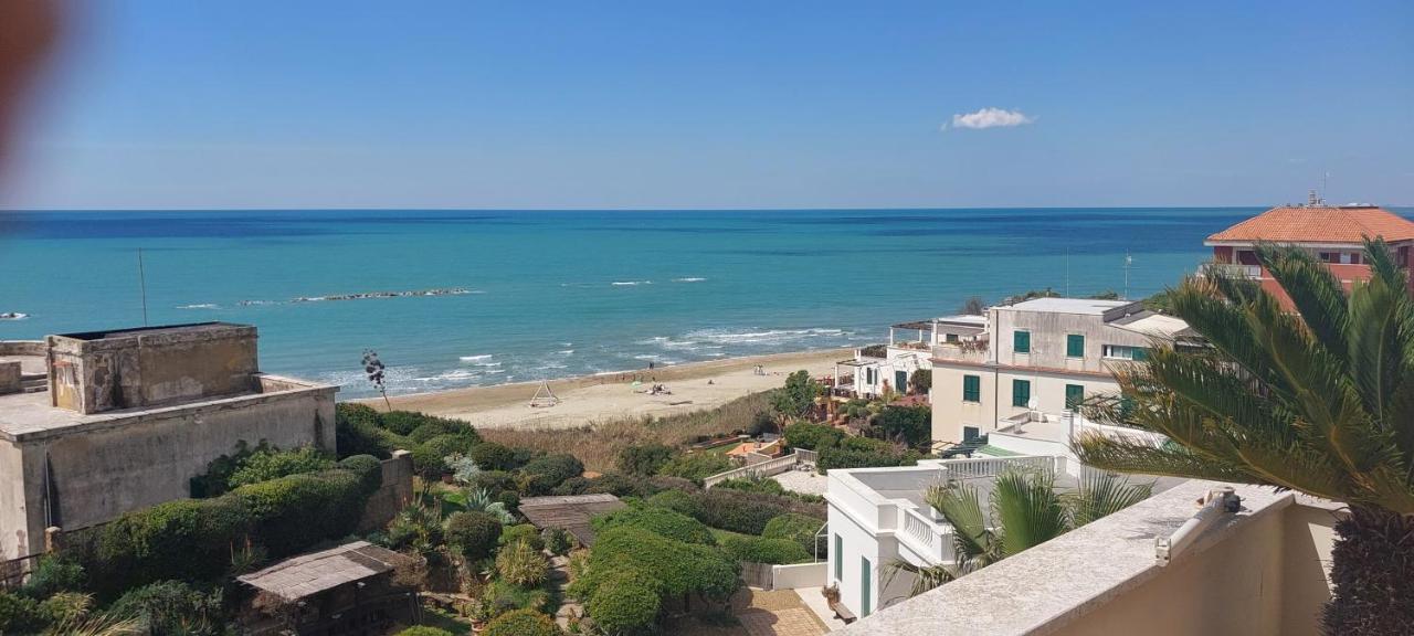 La Terrazza Di Nerone Anzio Exterior foto